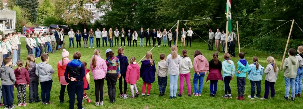 Camporee (belgiumi expat cserkészek tábora – lehetséges külsős program). Ugyanekkor jamboree felkészítő Magyarországon két rajnak